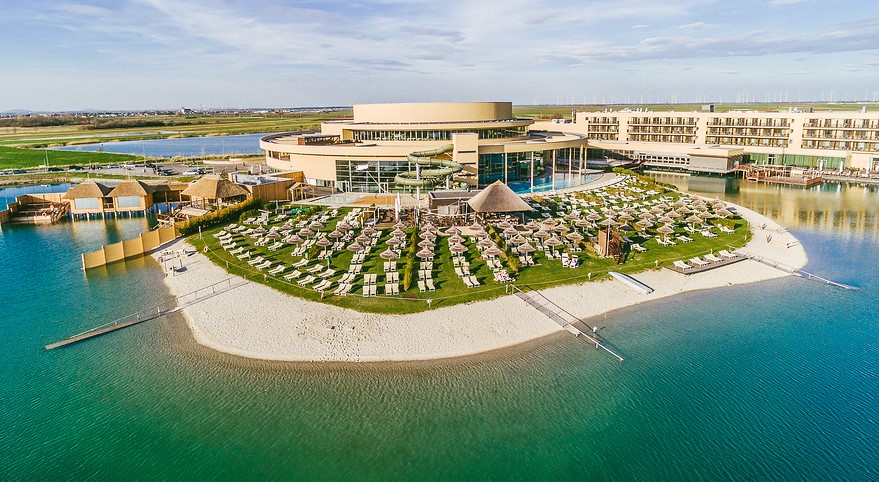 burgenland-st.martins-therme-schmal.jpg
